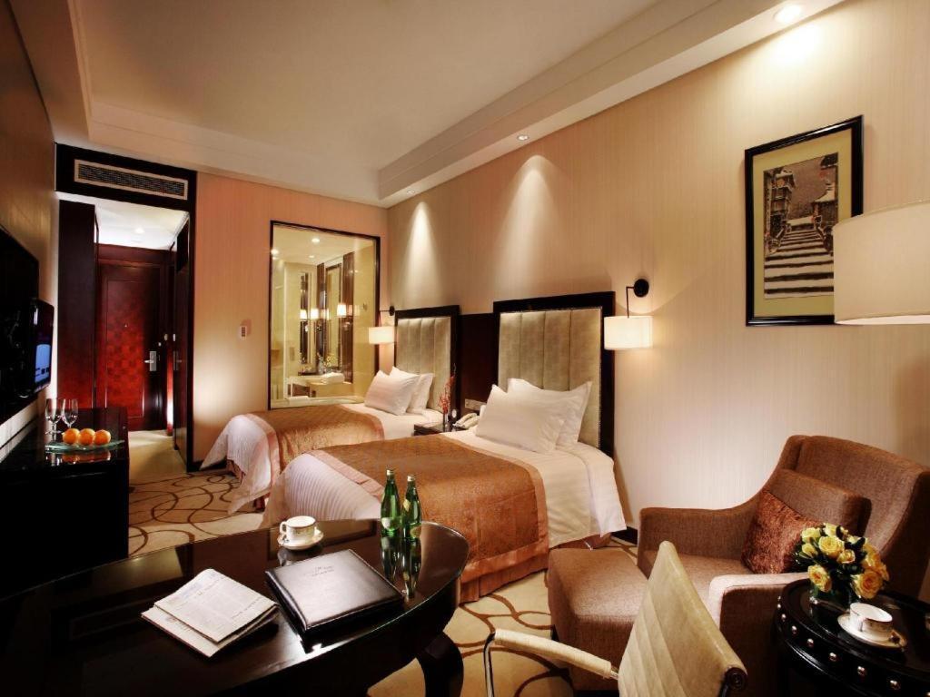 Royal Tulip Hotel Zhujiajiao Shanghai Exterior photo